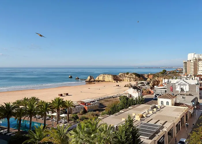 O Mar,o Sol,a Tranquilidade E A Seguranca De Um Lugar *