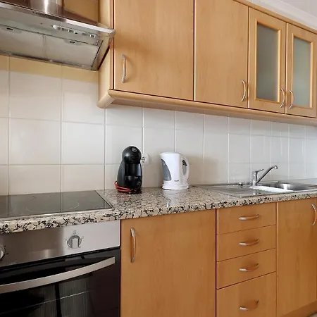 O Mar,o Sol,a Tranquilidade E A Seguranca De Um Lugar * Portimão