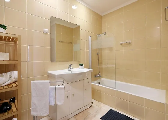 O Mar,o Sol,a Tranquilidade E A Seguranca De Um Lugar Apartment Portimão